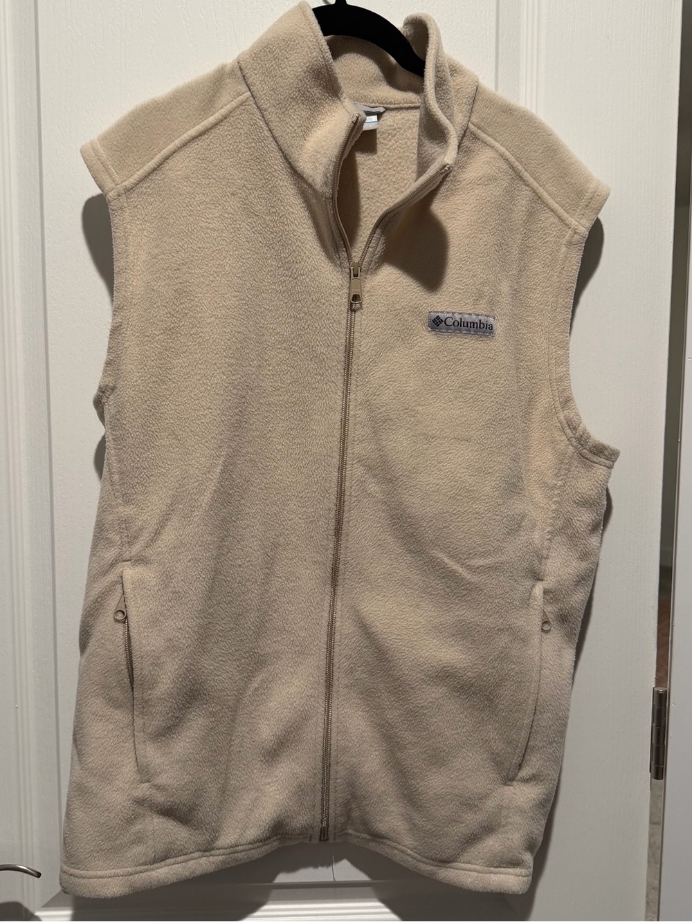 Columbia Women's Cream Fleece Vest - Full Zip Sleeveless